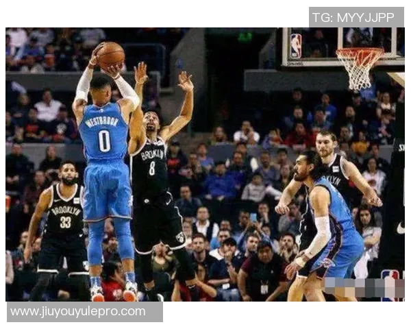 雷霆队正式签约前篮网后卫达里克怀特黑德增强阵容实力